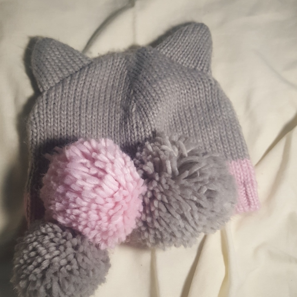 Winter hat - Picture 2 of 2